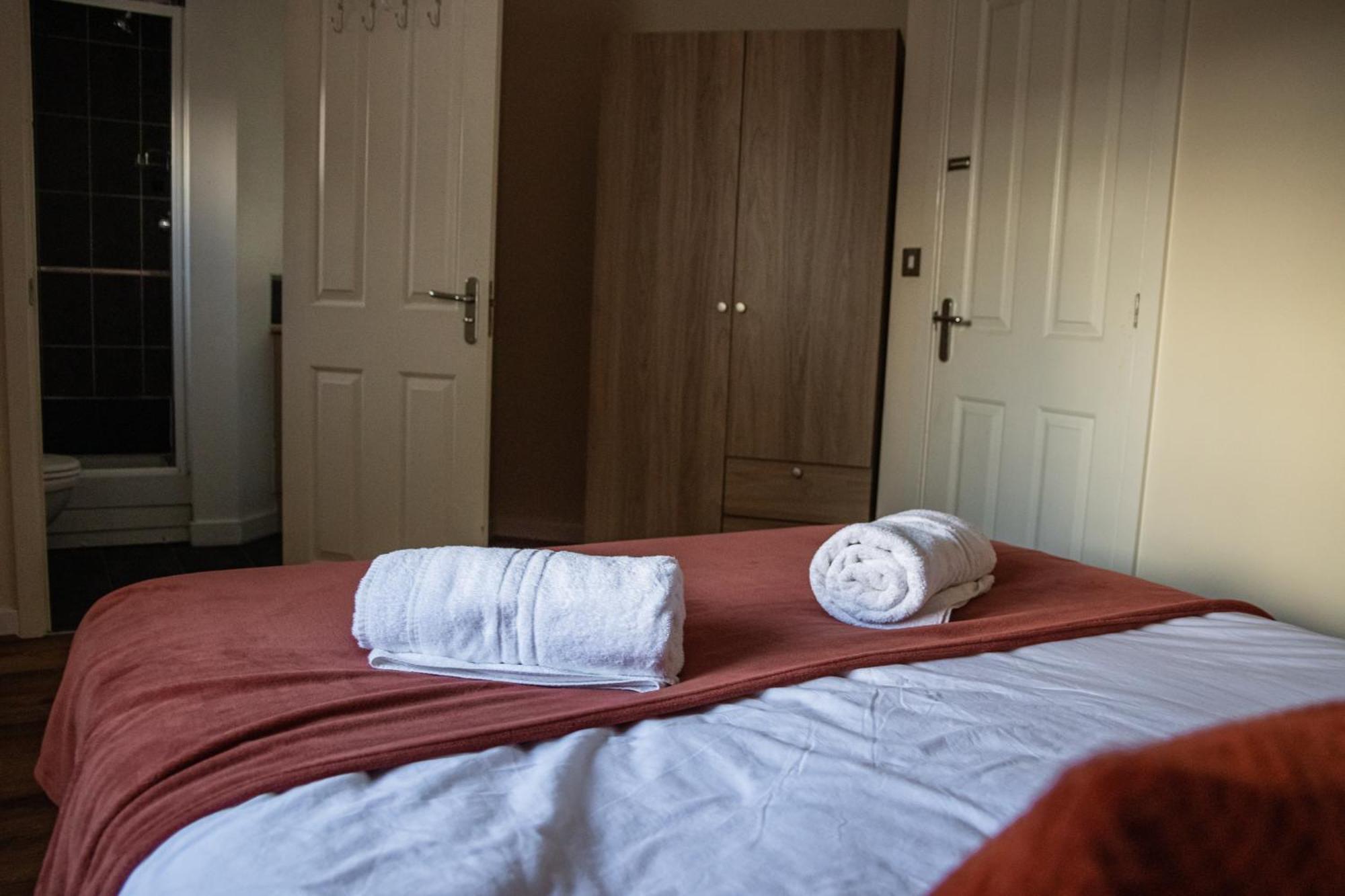 Charming In - Near Local Attractions Swansea
